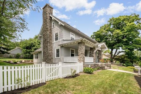 85 Forest St, Worcester, MA 01609 photo 3