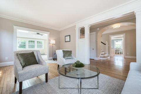 85 Forest St, Worcester, MA 01609 photo 10