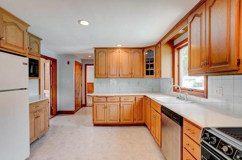 2 Macarthur Ter, Peabody, MA 01960 photo 11