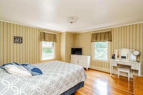 129 Spruceland Ave, Springfield, MA 01108 photo 11