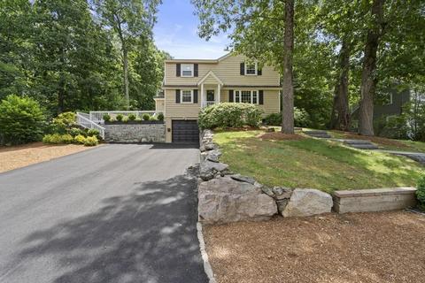 56 Ledgewood Rd, Dedham, MA 02026 photo 2