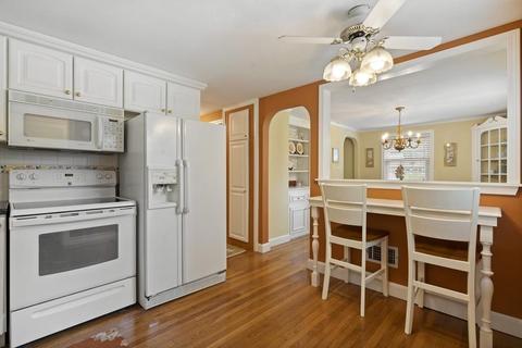 56 Ledgewood Rd, Dedham, MA 02026 photo 10