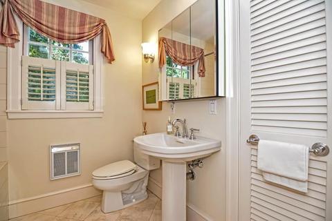 22 Cunningham Rd, Wellesley, MA 02481 photo 28