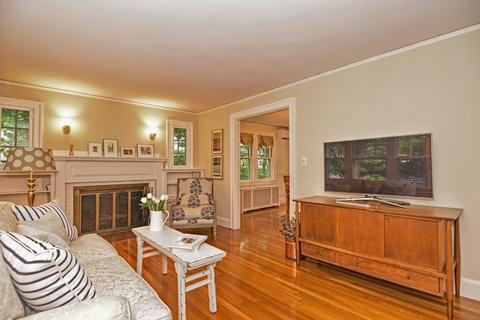 22 Cunningham Rd, Wellesley, MA 02481 photo 9