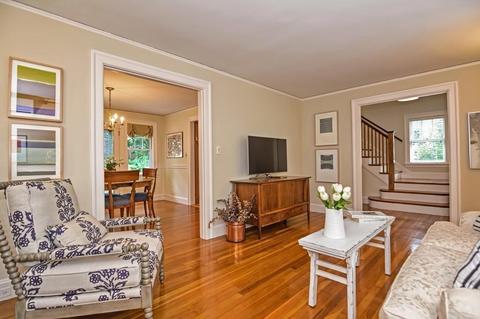 22 Cunningham Rd, Wellesley, MA 02481 photo 11