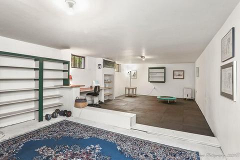 2 Lefavour Ave, Beverly, MA 01915 photo 18