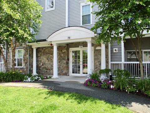 75 Augustus Ct #2010, Reading, MA 01867 photo 2