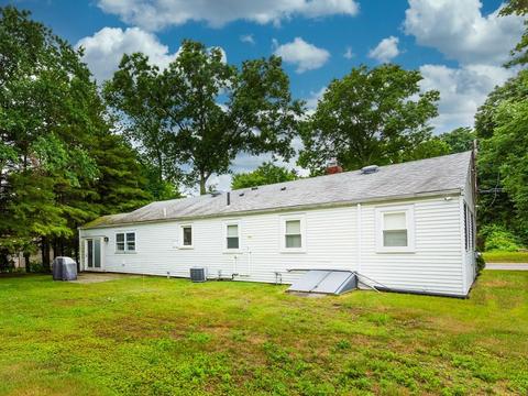 8 Mark Rd, Sharon, MA 02067 photo 6