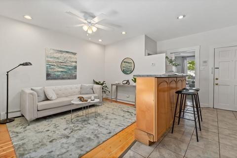 431 E 3rd #1, Boston, MA 02127 photo 5