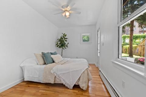 431 E 3rd #1, Boston, MA 02127 photo 20