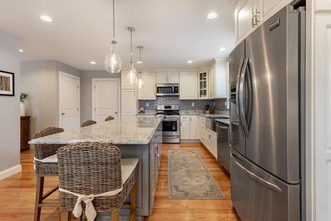 28 Thorndike St, Reading, MA 01867 photo 18