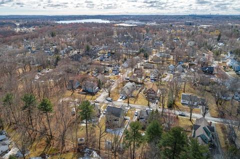 28 Thorndike St, Reading, MA 01867 photo 32