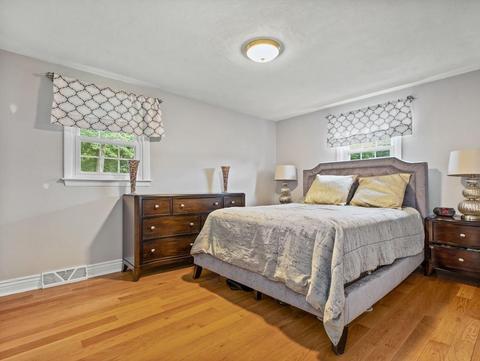 41 Burning Tree Rd, Natick, MA 01760 photo 8