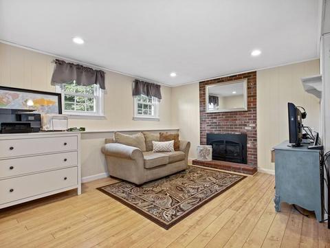 41 Burning Tree Rd, Natick, MA 01760 photo 14