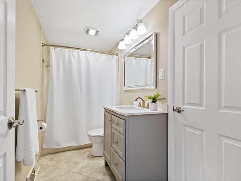 41 Burning Tree Rd, Natick, MA 01760 photo 12