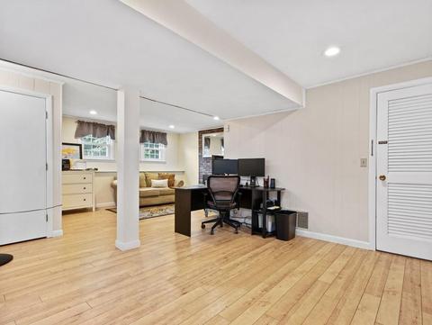 41 Burning Tree Rd, Natick, MA 01760 photo 13