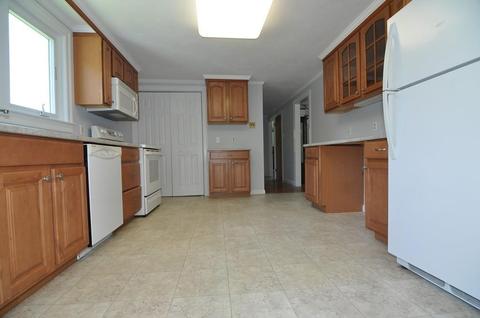 24 Chipman Rd, Beverly, MA 01915 photo 11