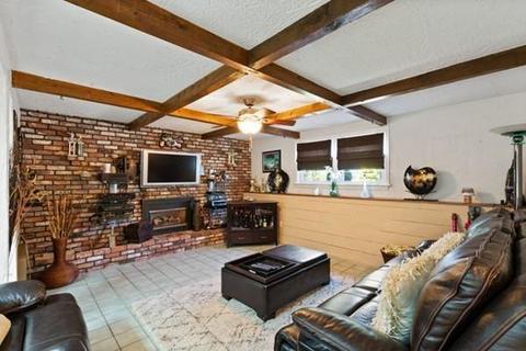 25 Juniper Dr, Saugus, MA 01906 photo 17