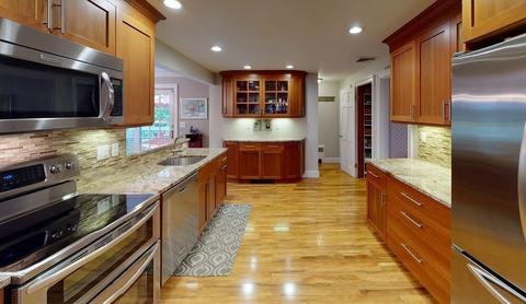 56 Blacksmith Dr, Needham, MA 02492 photo 6