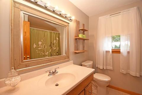8 Corinth Dr, Worcester, MA 01606 photo 15