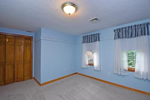 8 Corinth Dr, Worcester, MA 01606 photo 17