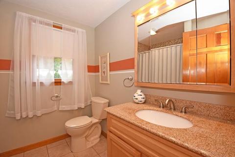 8 Corinth Dr, Worcester, MA 01606 photo 20