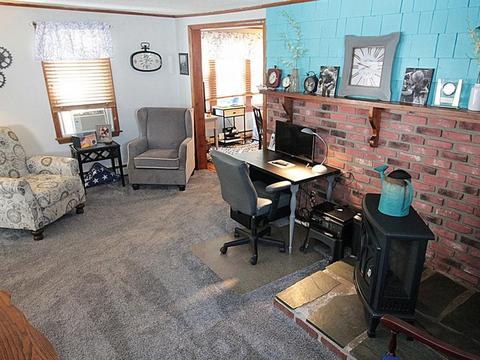 115 Merida St, Springfield, MA 01104 photo 5