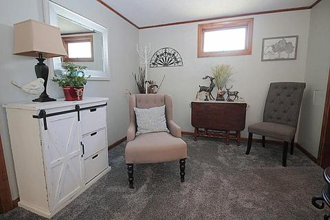 115 Merida St, Springfield, MA 01104 photo 2