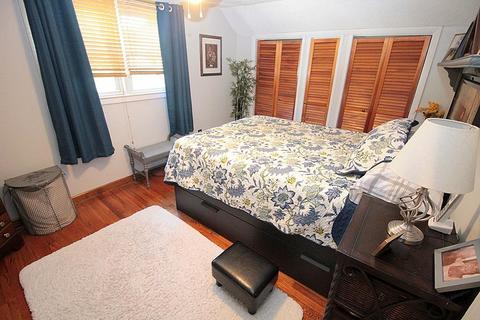 115 Merida St, Springfield, MA 01104 photo 9