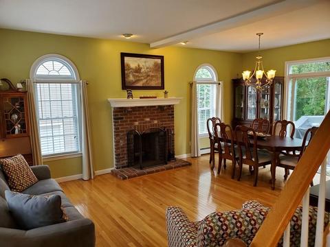 18 Quaker Rd, Worcester, MA 01602 photo 3