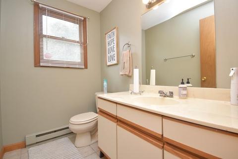 55 Wing St, Springfield, MA 01151 photo 4