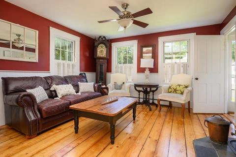 451 Gardner St, Hingham, MA 02043 photo 4