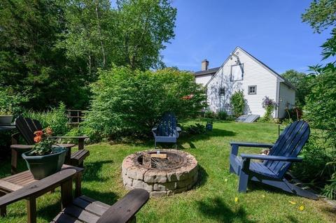 451 Gardner St, Hingham, MA 02043 photo 2