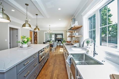 1019 Main St, Reading, MA 01867 photo 8