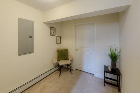 38 Pine Hill Rd, Worcester, MA 01604 photo 28