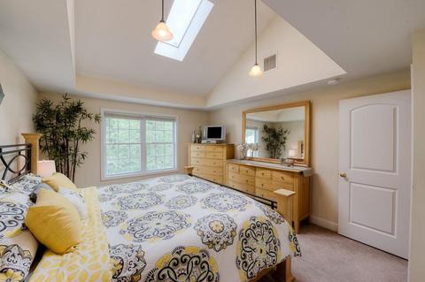 38 Pine Hill Rd, Worcester, MA 01604 photo 19