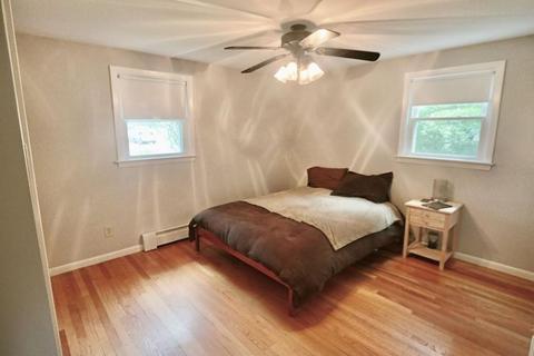 76 Jonquil Dr, Springfield, MA 01119 photo 8