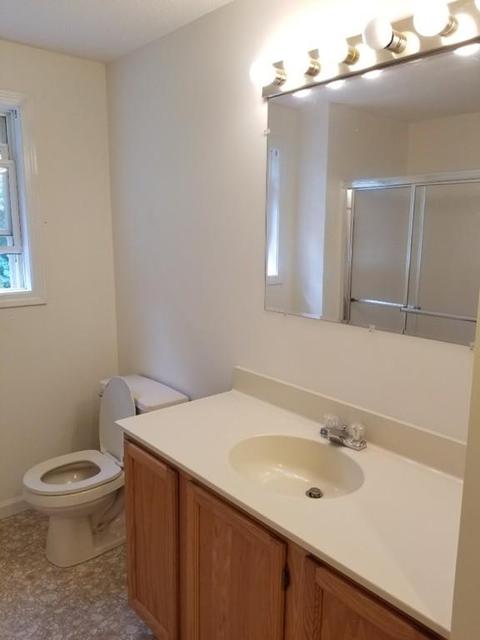 39 Ferris St, Springfield, MA 01151 photo 15