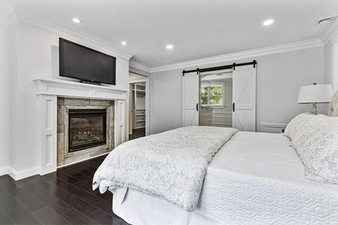 98 Cushing St, Hingham, MA 02043 photo 16