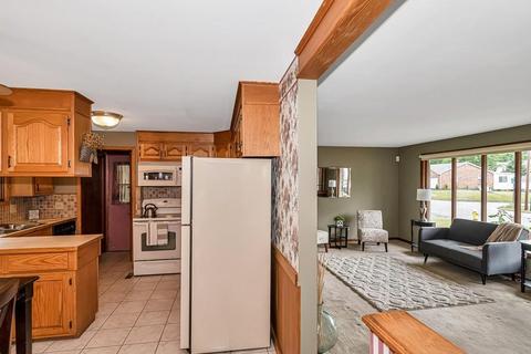 167 Roy St, Springfield, MA 01104 photo 8