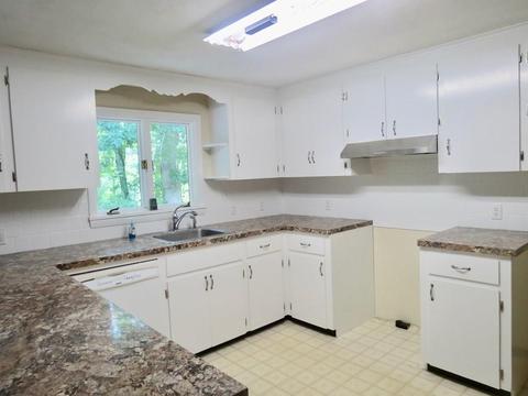 7 Juniper Ln, Webster, MA 01570 photo 3