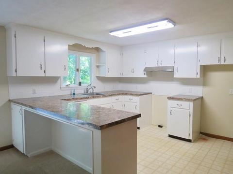 7 Juniper Ln, Webster, MA 01570 photo 4