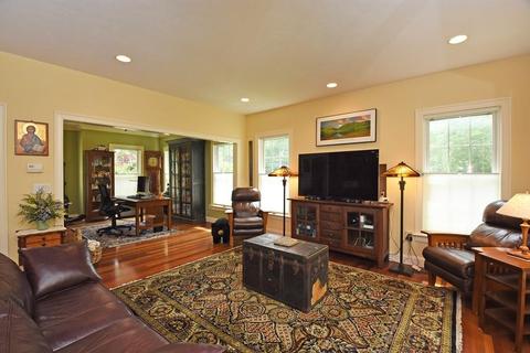 25 East St, Upton, MA 01568 photo 5