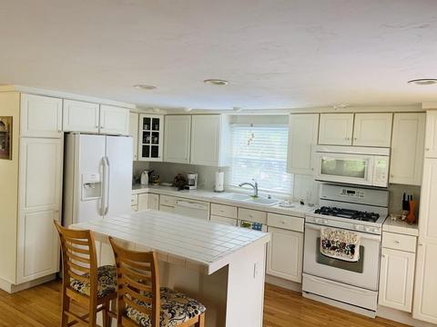 1 Mckinley St, Wareham, MA 02571 photo 4
