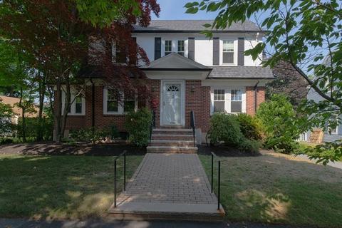 4 Thompson Rd, Marblehead, MA 01945 photo 2