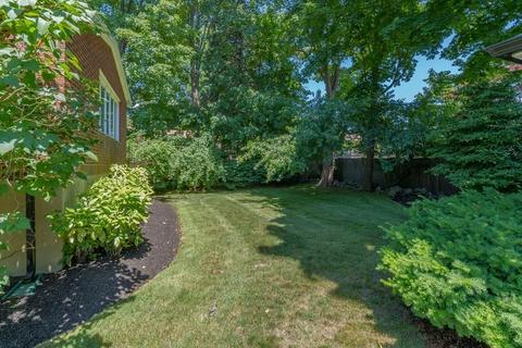 4 Thompson Rd, Marblehead, MA 01945 photo 4