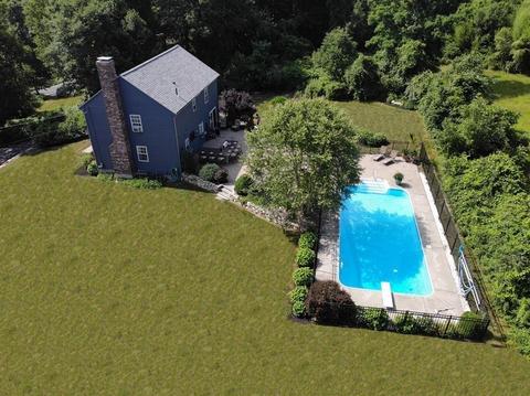 336 Mendon St, Upton, MA 01568 photo 1
