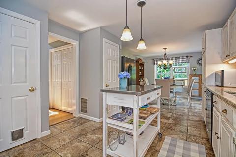336 Mendon St, Upton, MA 01568 photo 7
