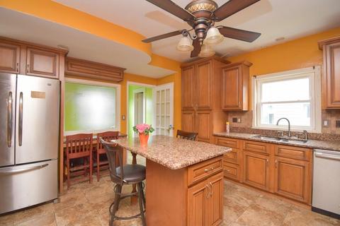 141 Oak St, Springfield, MA 01109 photo 10