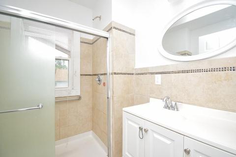141 Oak St, Springfield, MA 01109 photo 24